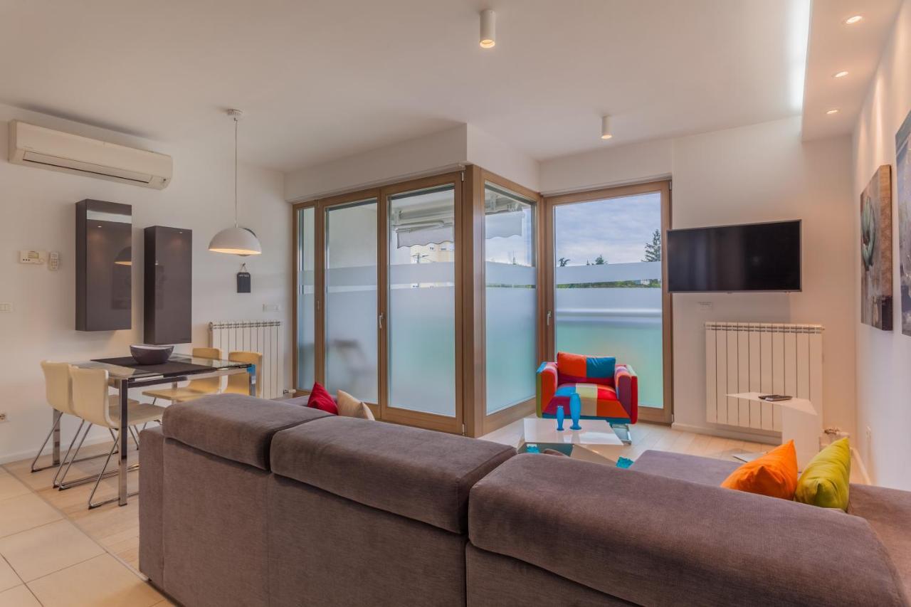 Apartman Laura Рийека Екстериор снимка