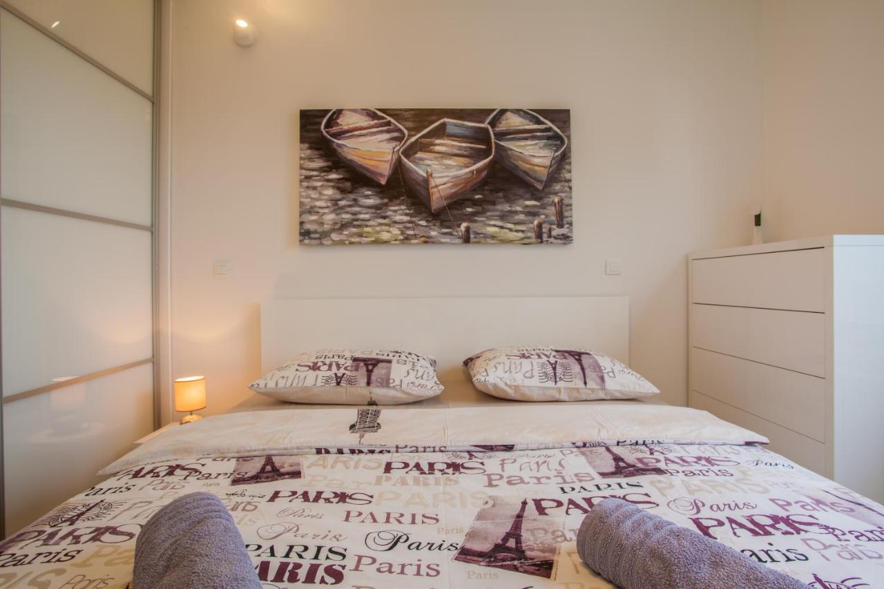 Apartman Laura Рийека Екстериор снимка