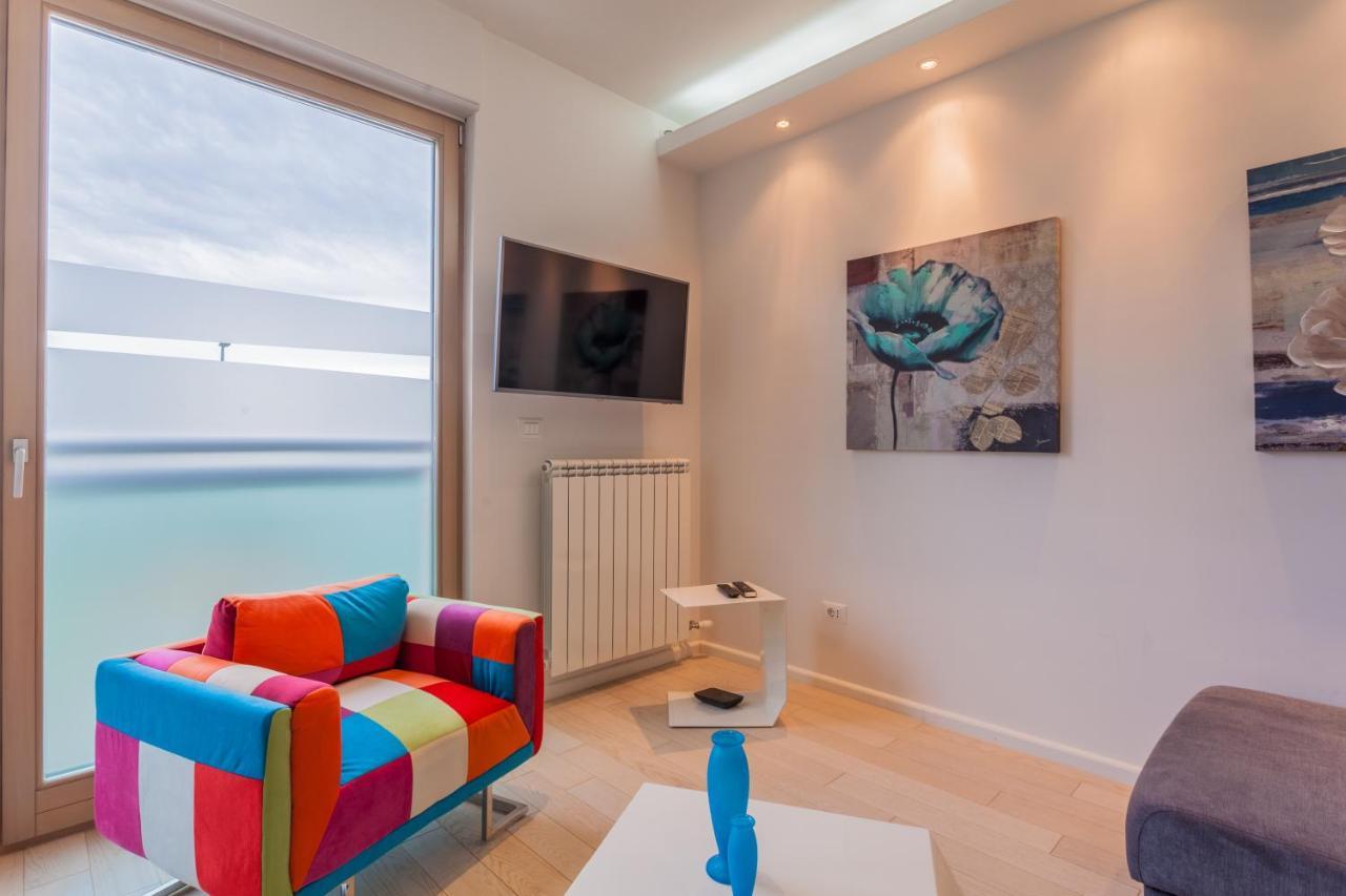 Apartman Laura Рийека Екстериор снимка